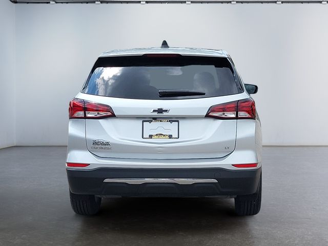2022 Chevrolet Equinox LT photo 3