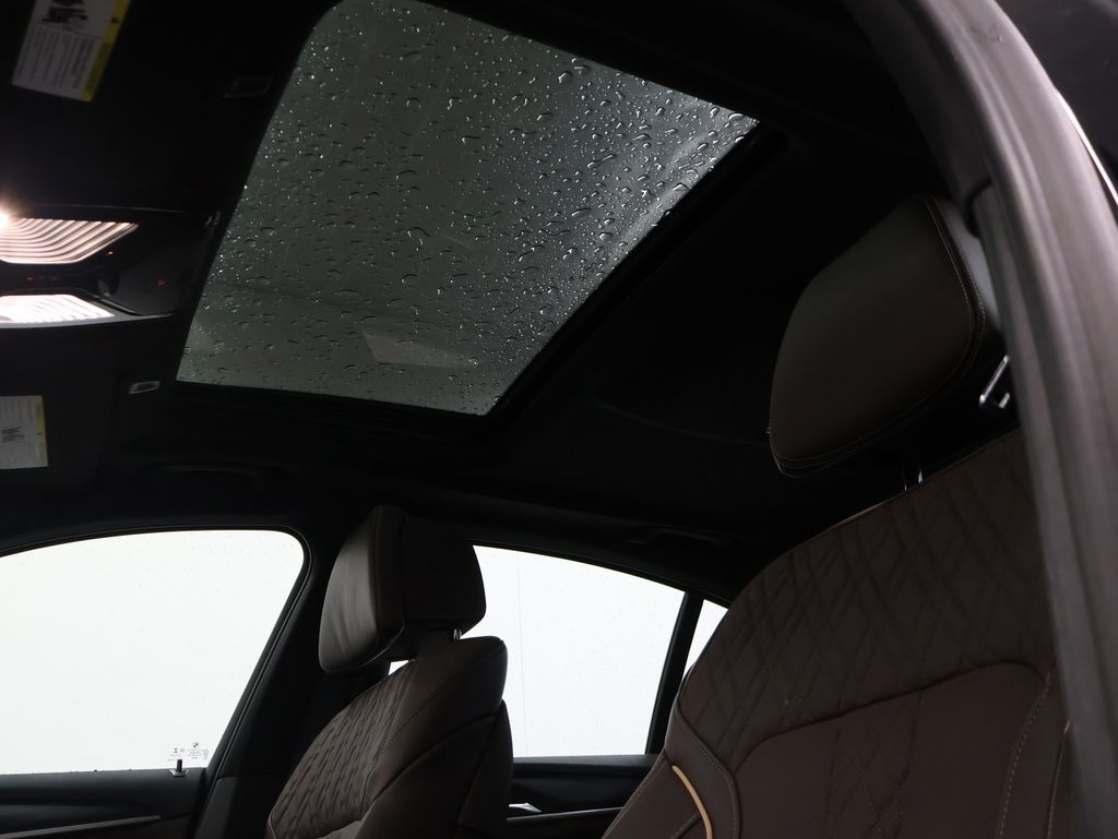 2022 Bmw 540i xDrive photo 40