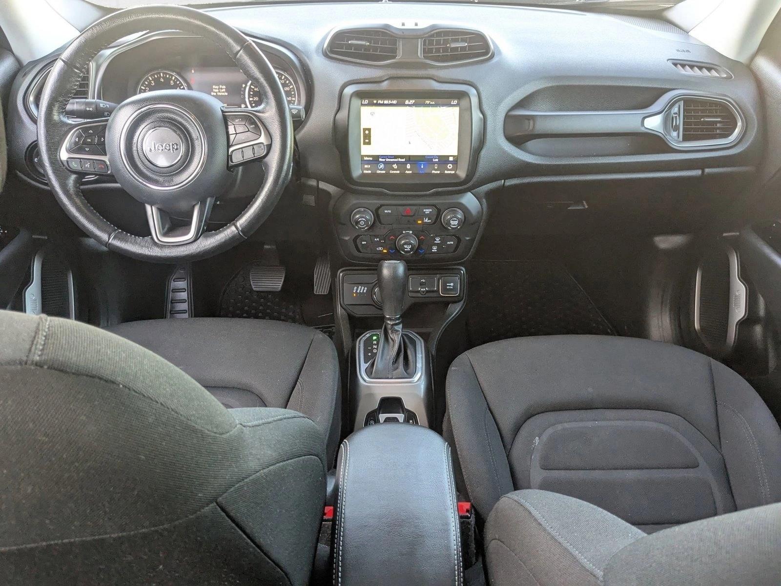2022 Jeep Renegade Latitude photo 14