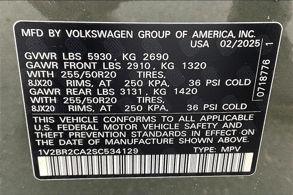2025 Volkswagen Atlas SEL photo 15