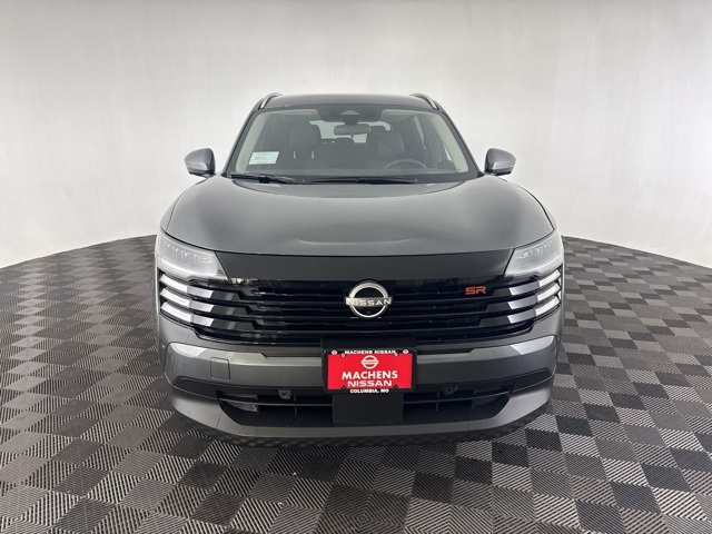 2025 Nissan Kicks SR photo 2