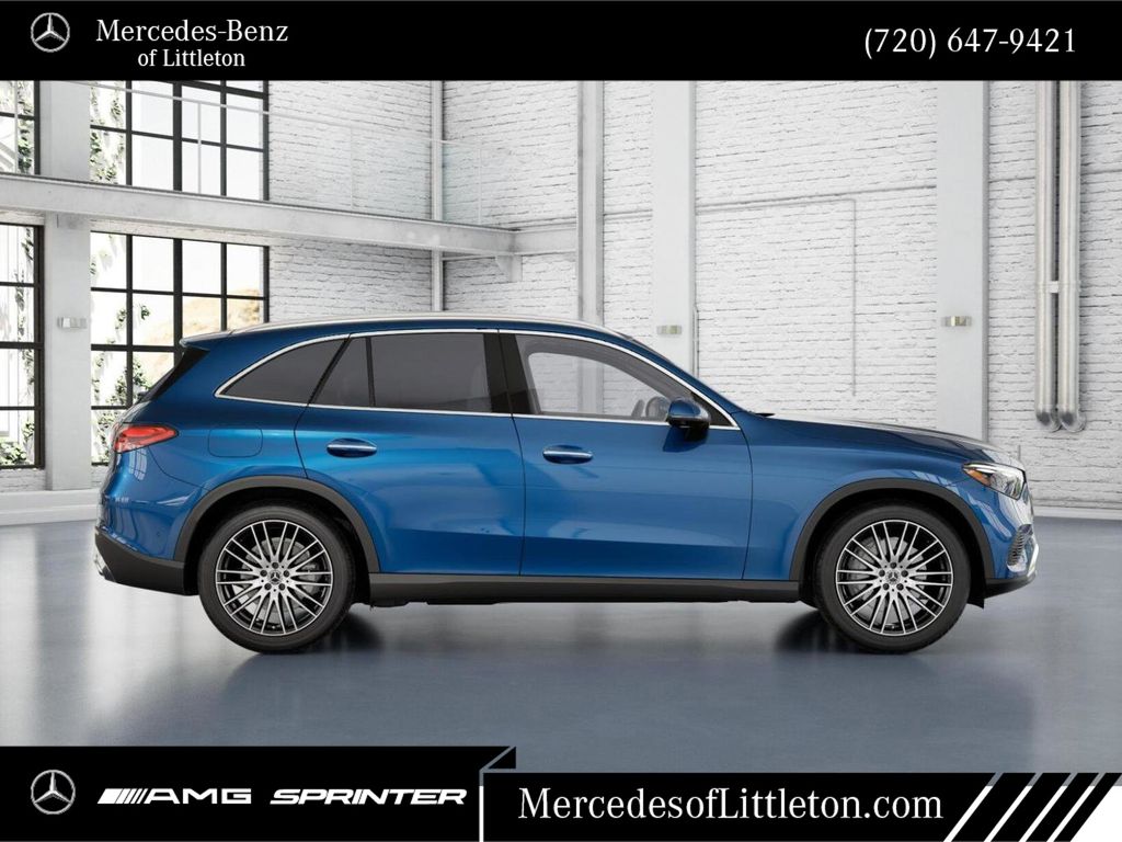 2026 Mercedes Benz GLC 300 4MATIC photo 2