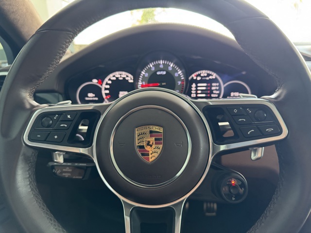 2023 Porsche Cayenne Coupe GTS photo 13