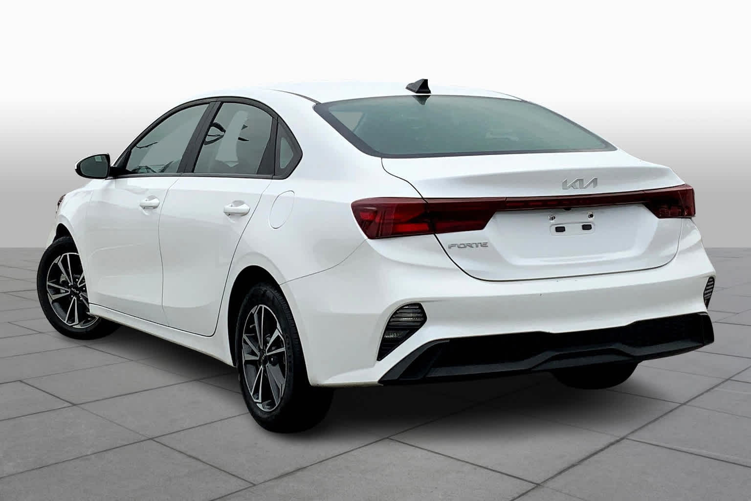 Image 10 of Pre-Owned 2024 Kia Forte LXS