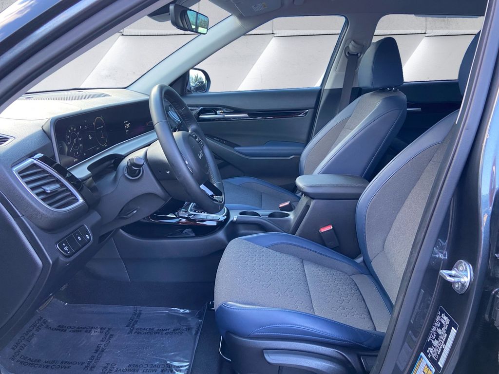 2024 Kia Seltos S photo 7