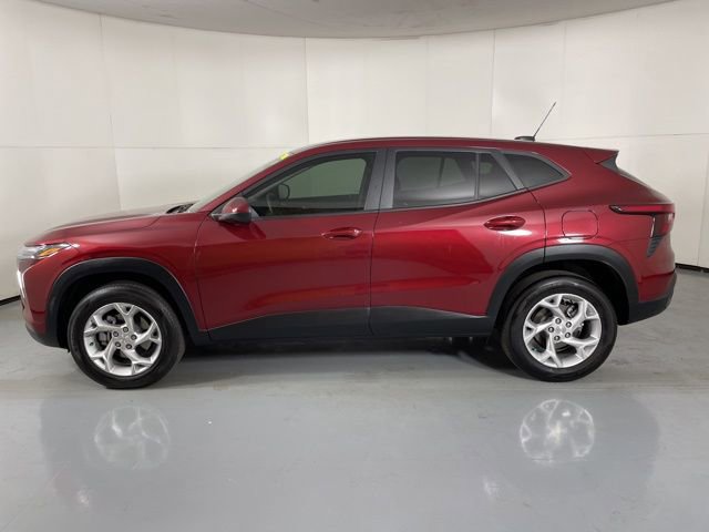 2024 Chevrolet Trax LS photo 6