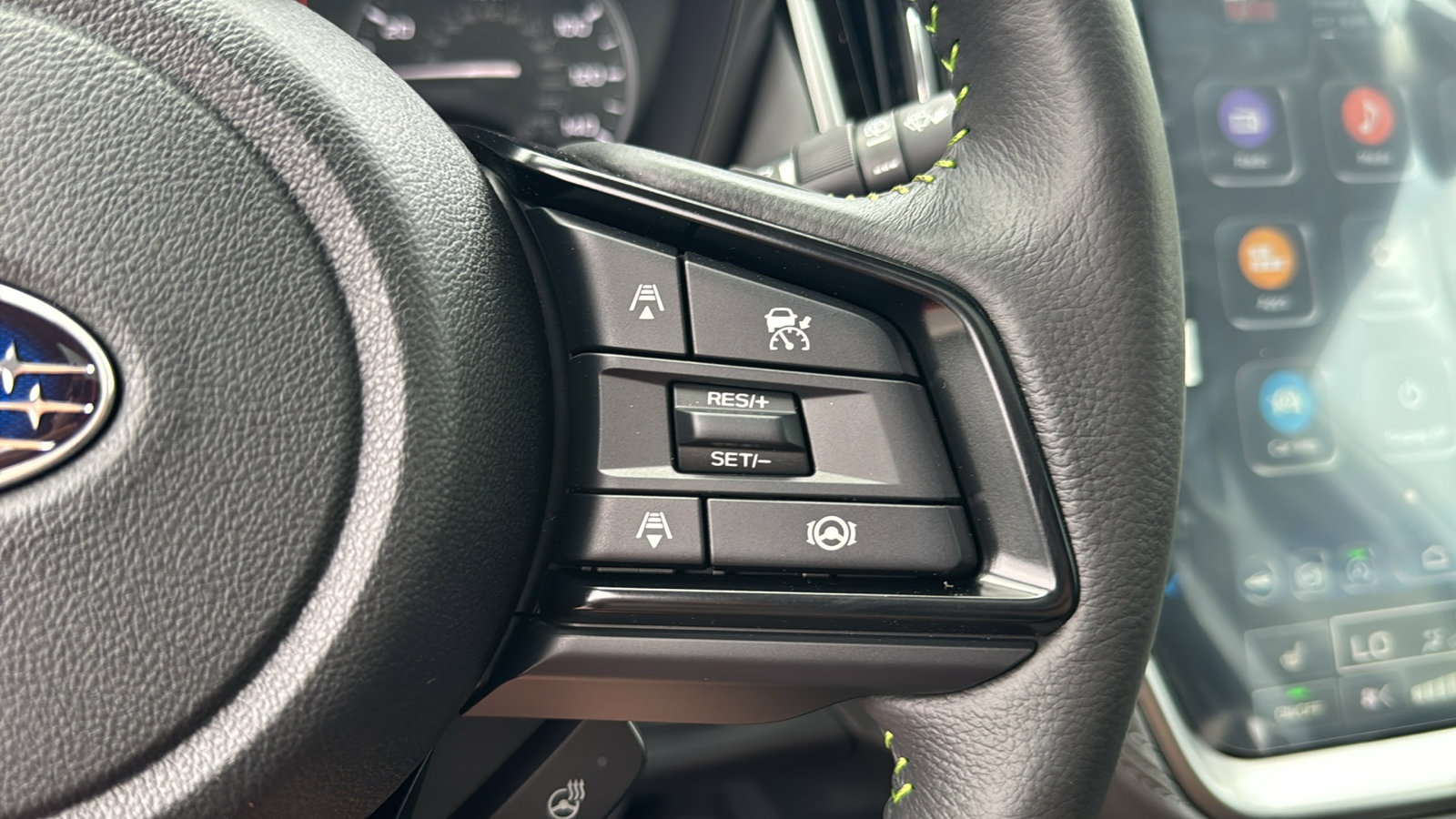 2025 Subaru Outback Onyx Edition photo 16