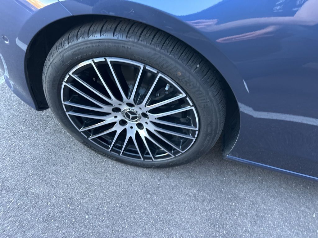 2025 Mercedes Benz C 300 photo 6