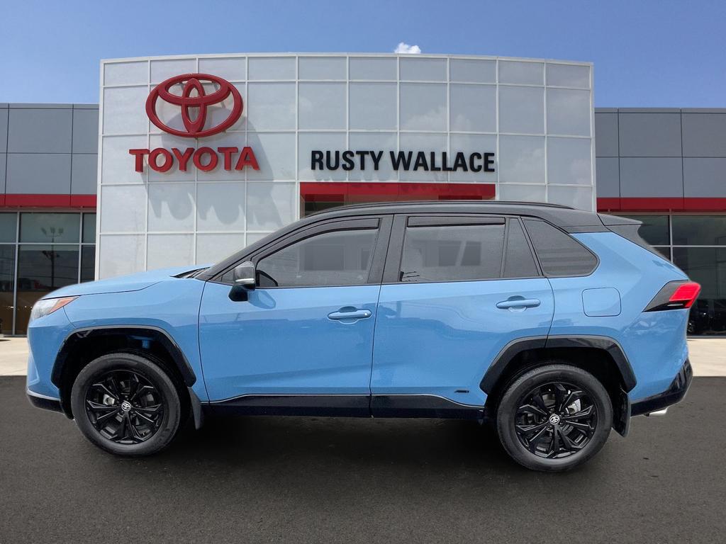 2024 Toyota RAV4 XSE's photo