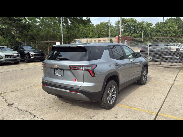 2026 Chevrolet Equinox LT photo 4