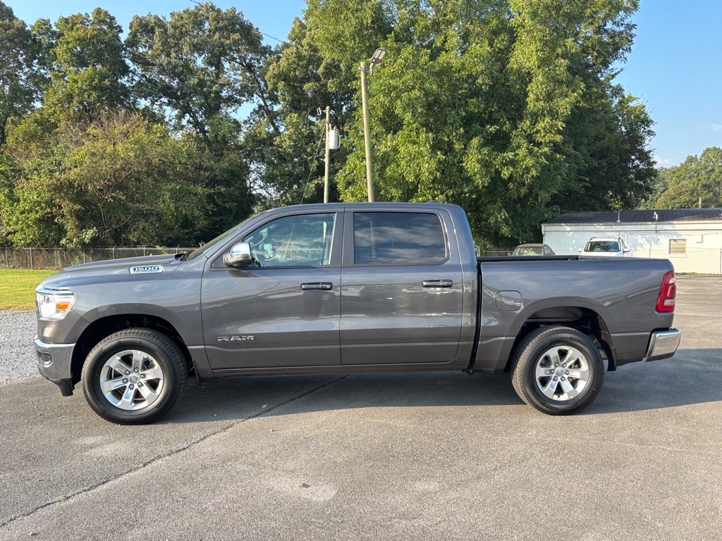 2024 Ram 1500 Laramie photo 2