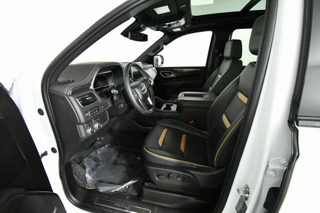 2024 Gmc Yukon XL AT4 photo 4