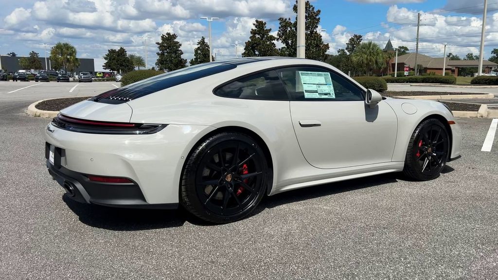 2026 Porsche 911 S photo 8