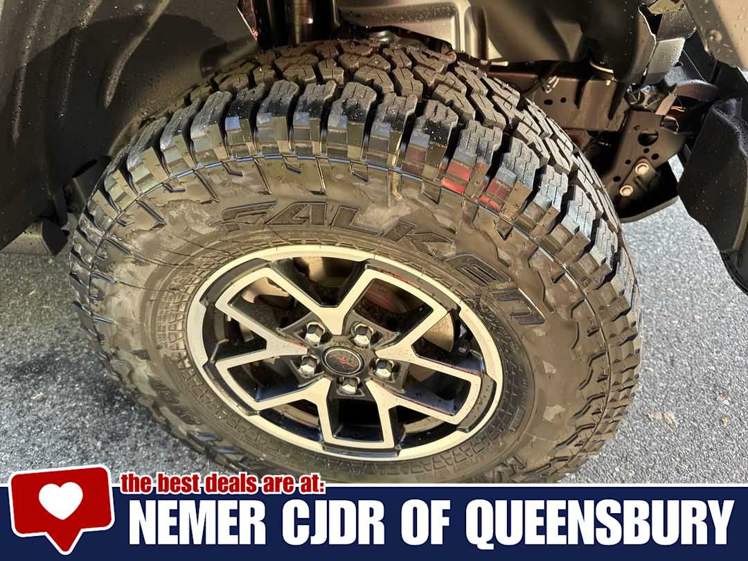 2025 Jeep Gladiator Rubicon photo 10