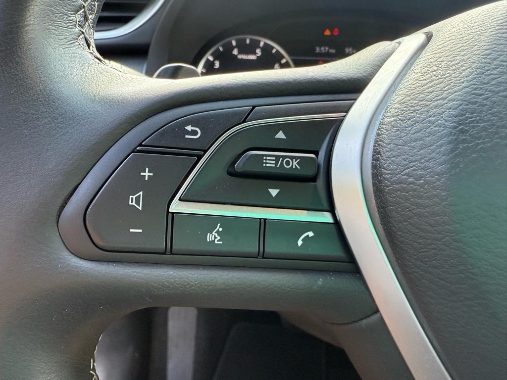2024 Infiniti QX50 Luxe photo 16