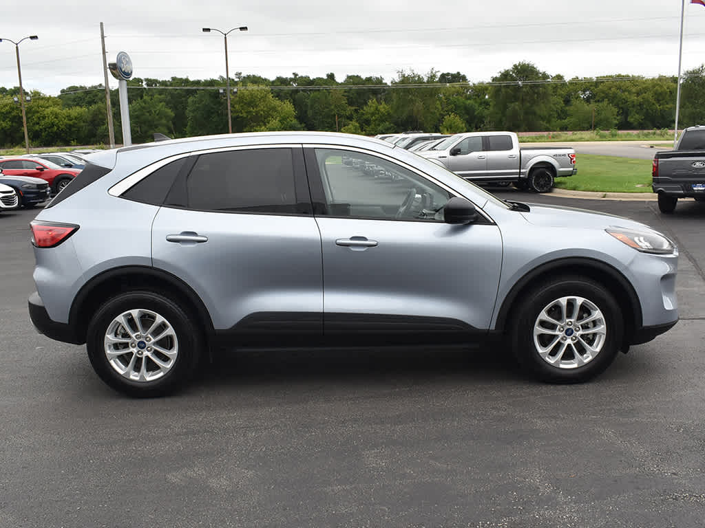 2022 Ford Escape SE photo 11