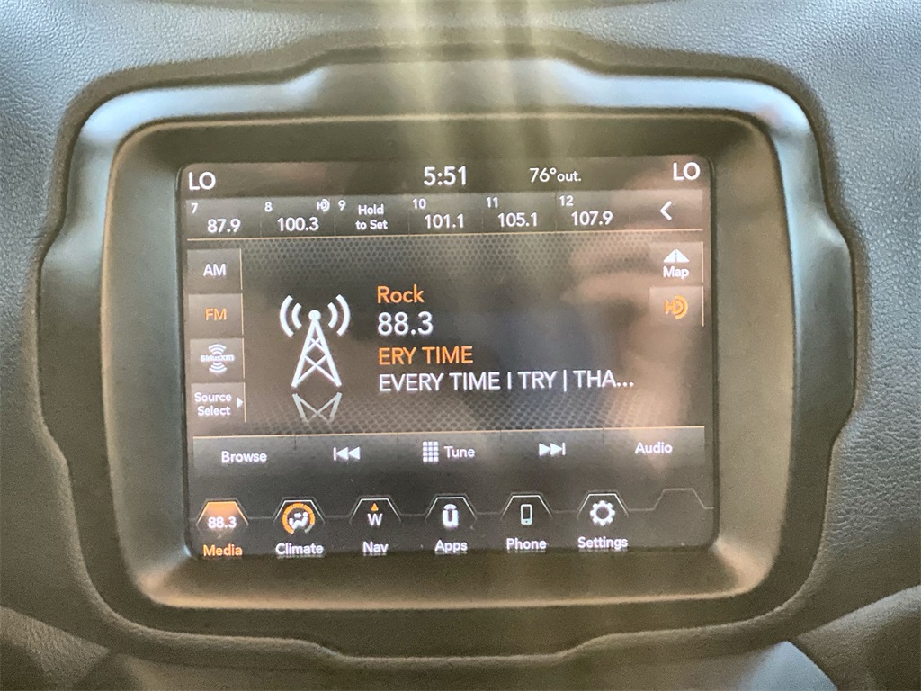2022 Jeep Renegade Altitude photo 12