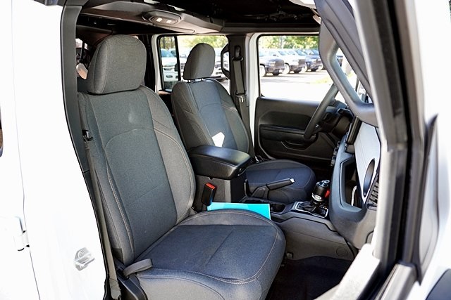 Certified Used 2024 White Jeep Sport S 4xe image 13