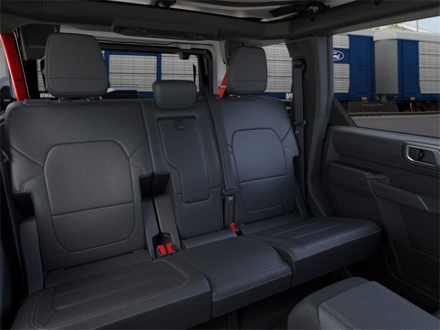 2025 Ford Bronco Badlands photo 11