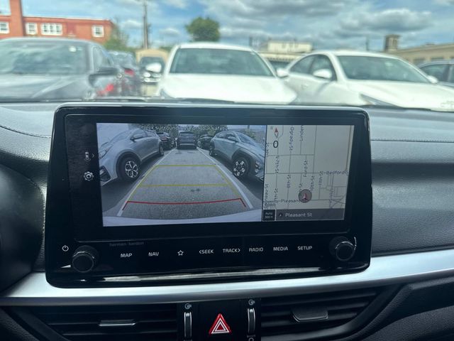 2022 Kia Forte GT-Line photo 23