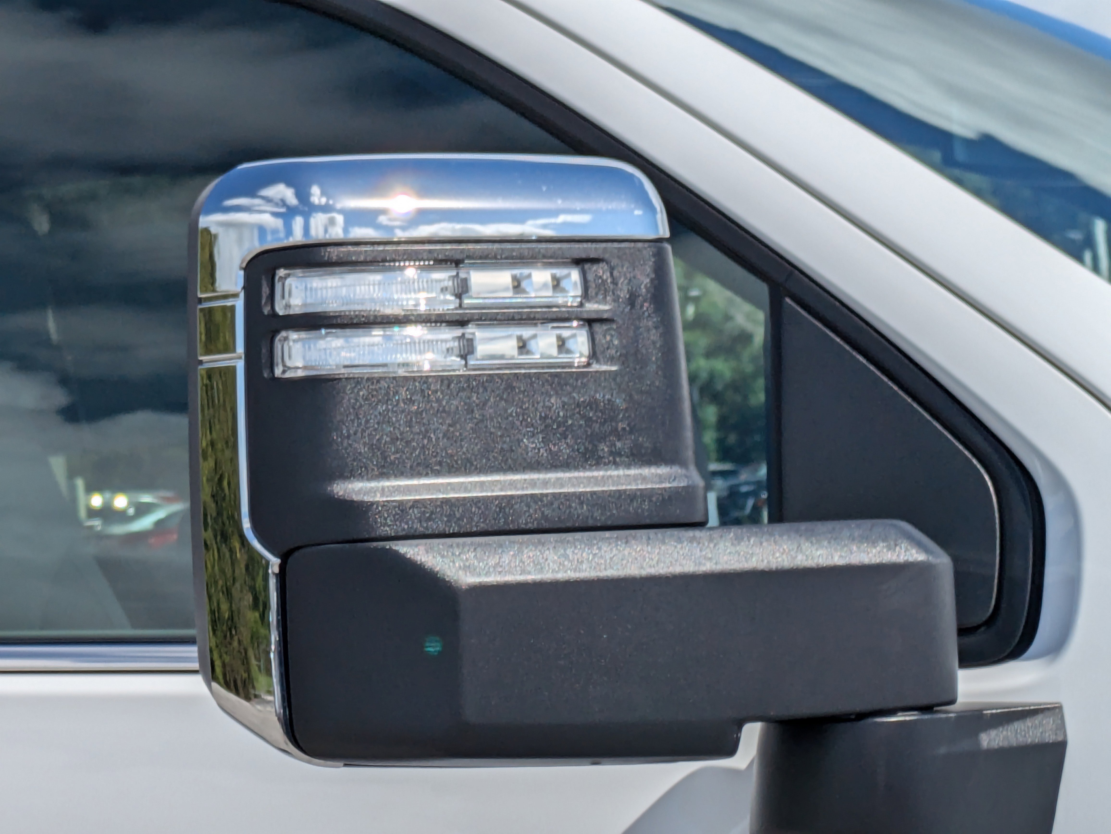 2026 Chevrolet Silverado 2500HD LT photo 2