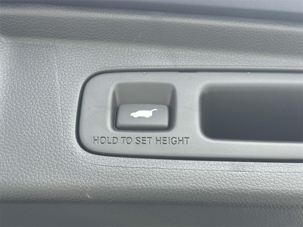 2026 Honda CR-V Hybrid Sport-L photo 4
