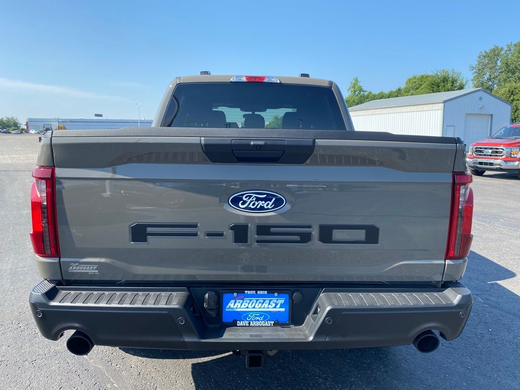 2025 Ford F-150 STX photo 13