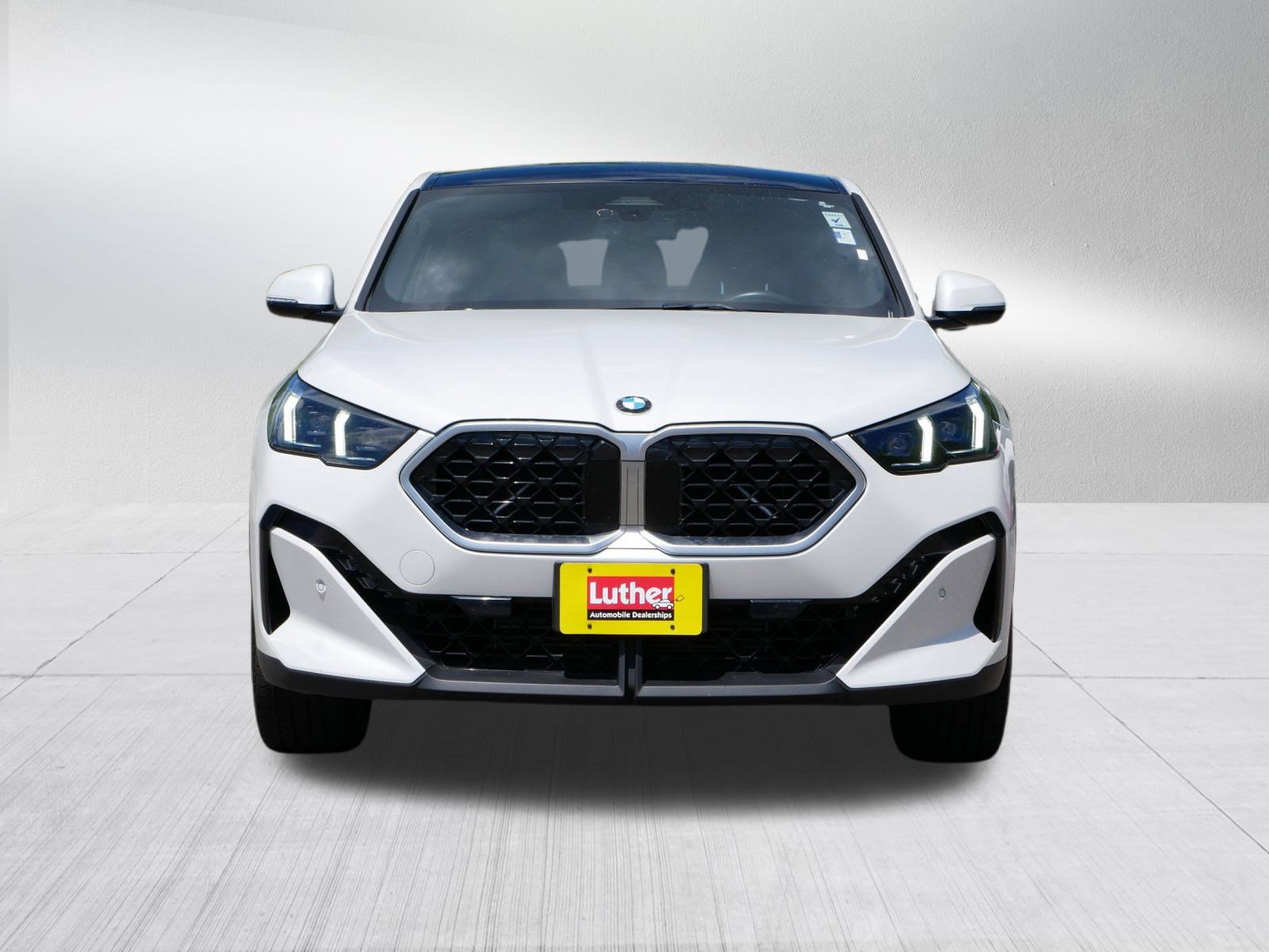 2024 Bmw X2 xDrive28i photo 2