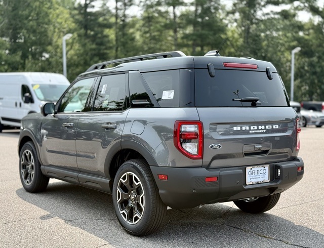 2025 Ford Bronco Sport Outer Banks photo 8