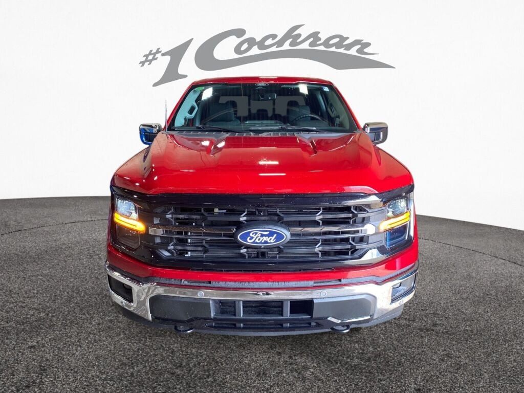 2025 Ford F-150 XLT photo 2