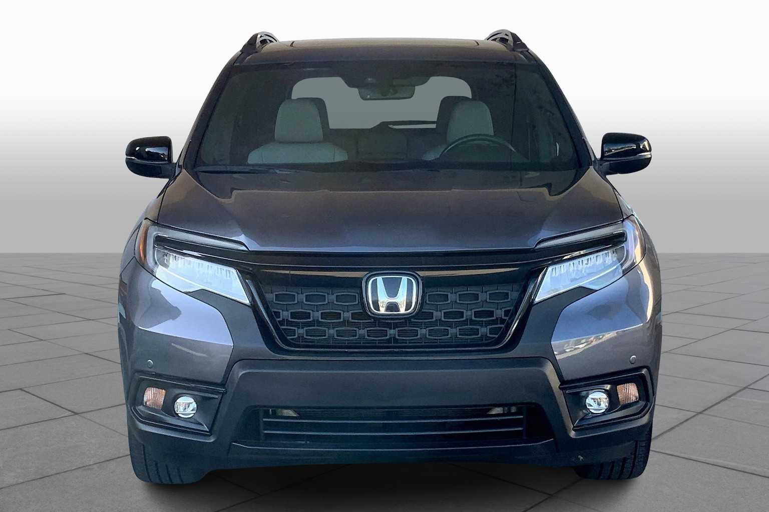 2021 Honda Passport Touring photo 3