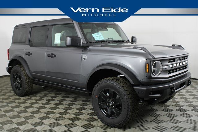 2025 Ford Bronco 4-Door Big Bend's photo