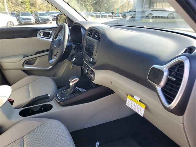 2025 Kia Soul LX photo 27