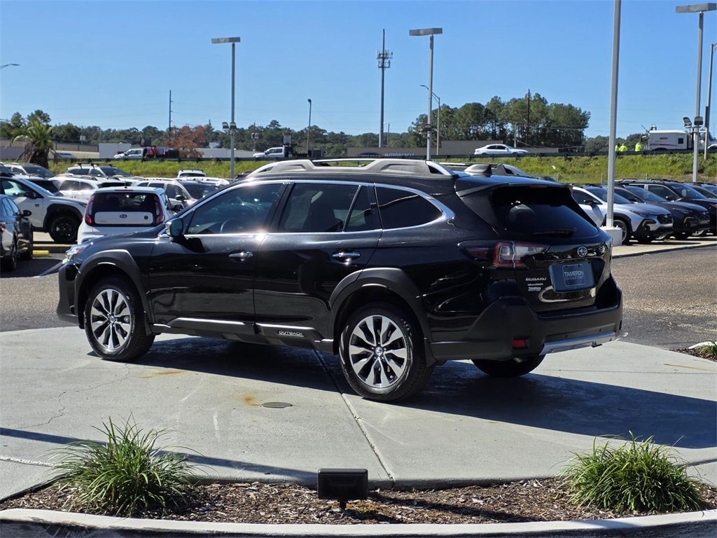 2023 Subaru Outback Touring XT photo 4