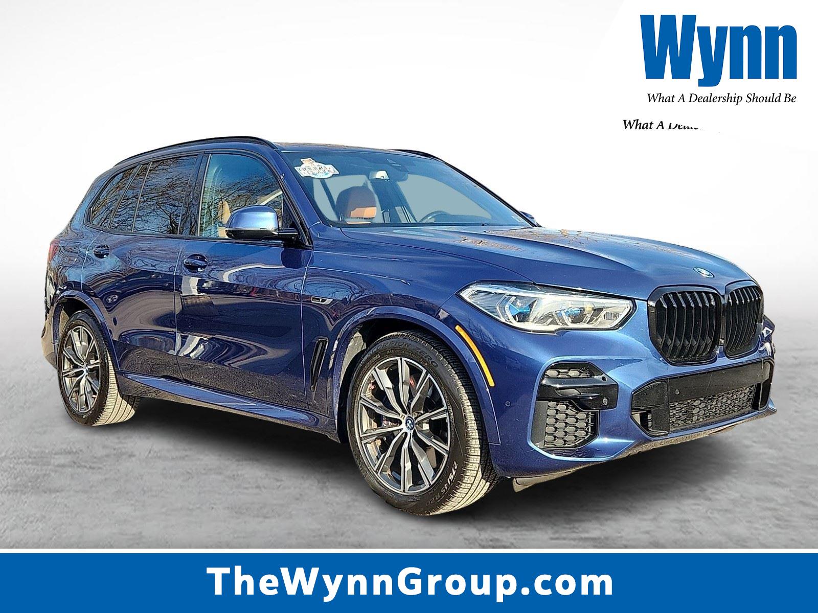 2022 BMW X5 45e's photo