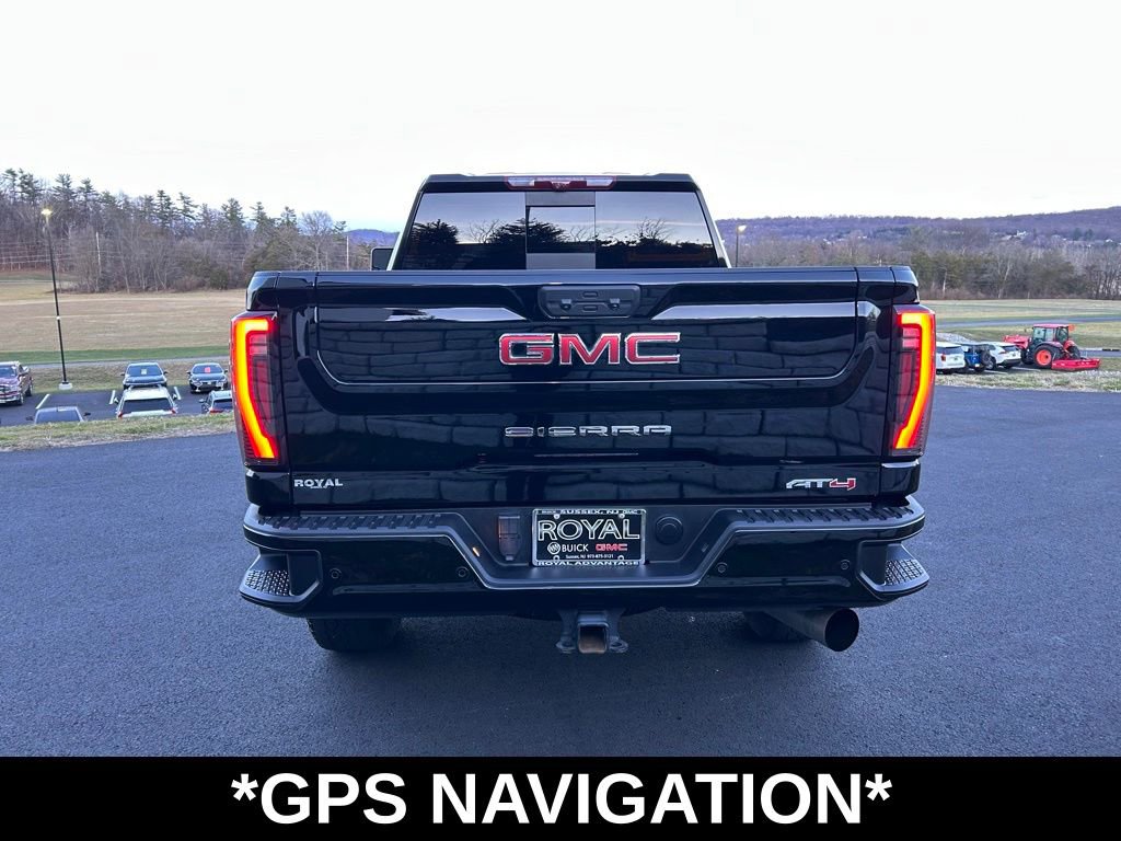 2024 Gmc Sierra HD AT4 photo 3