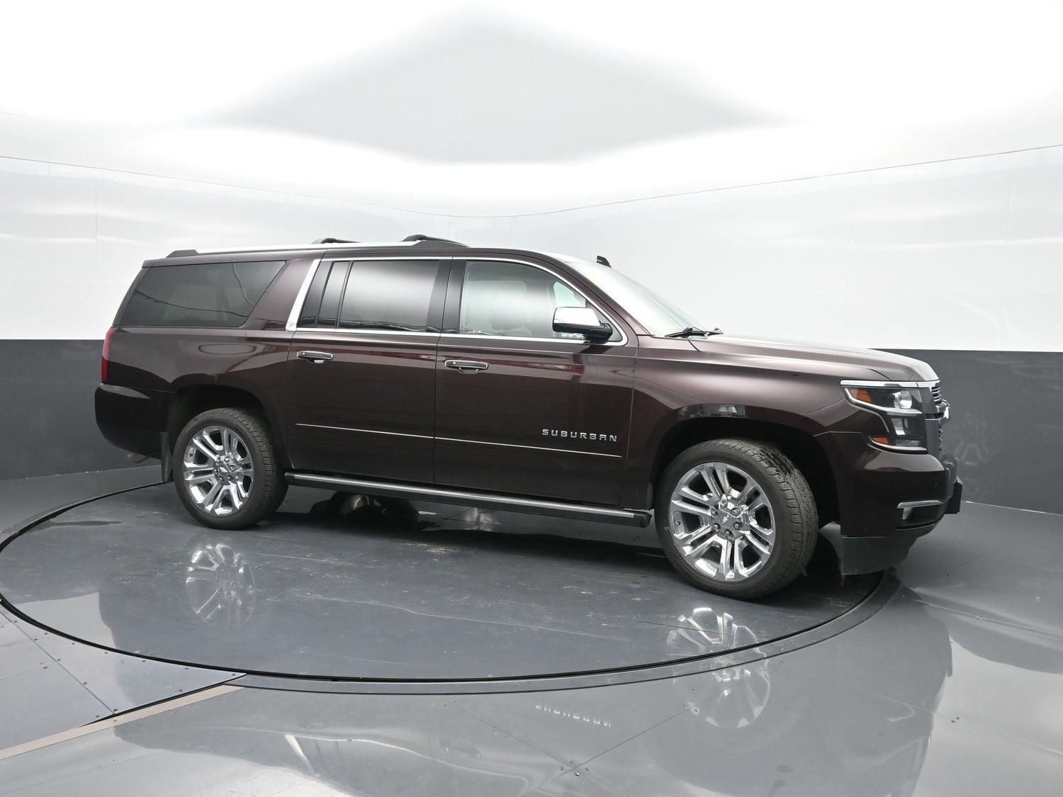 2020 Chevrolet Suburban Premier photo 3