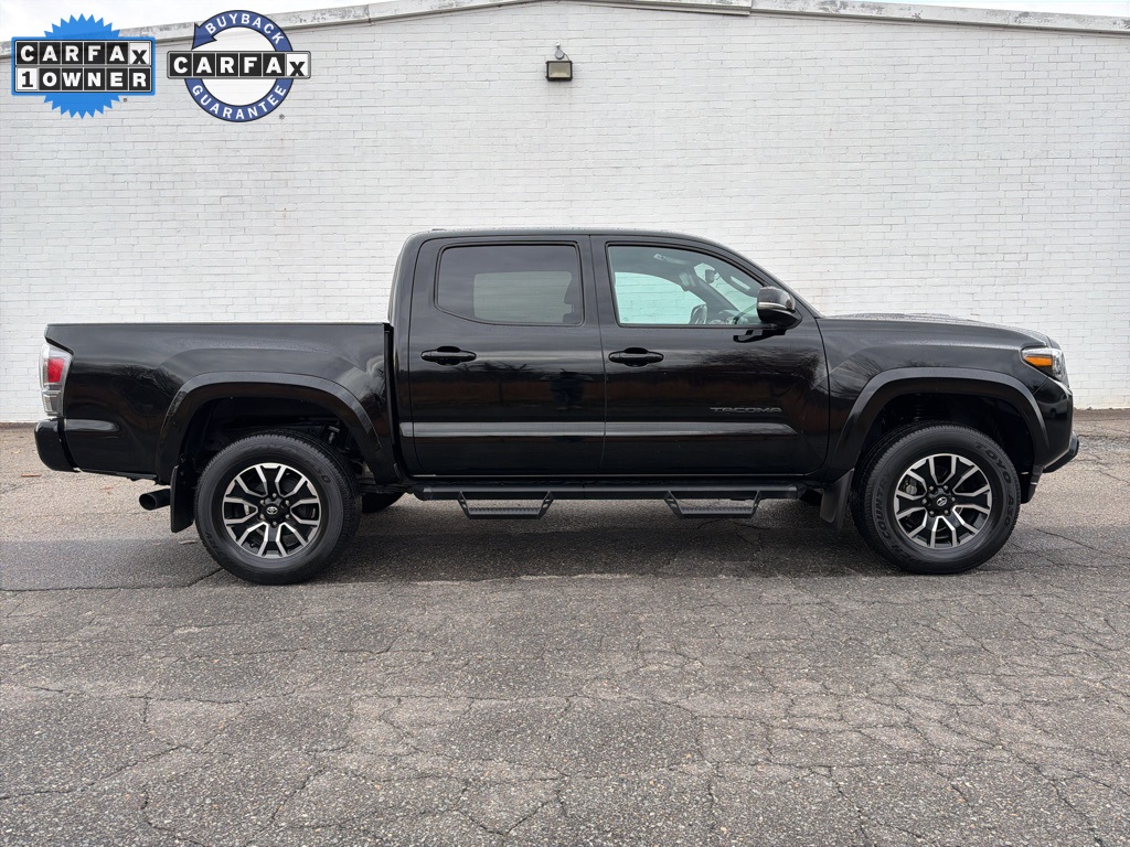 2023 Toyota Tacoma TRD Sport's photo