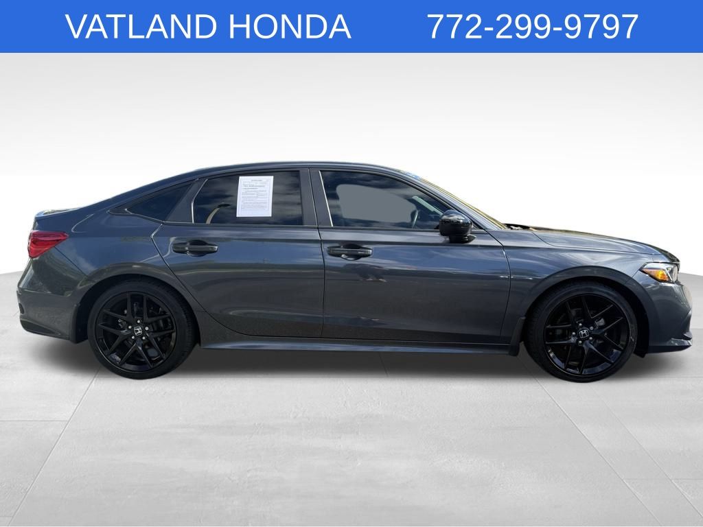 2023 Honda Civic Sport photo 2