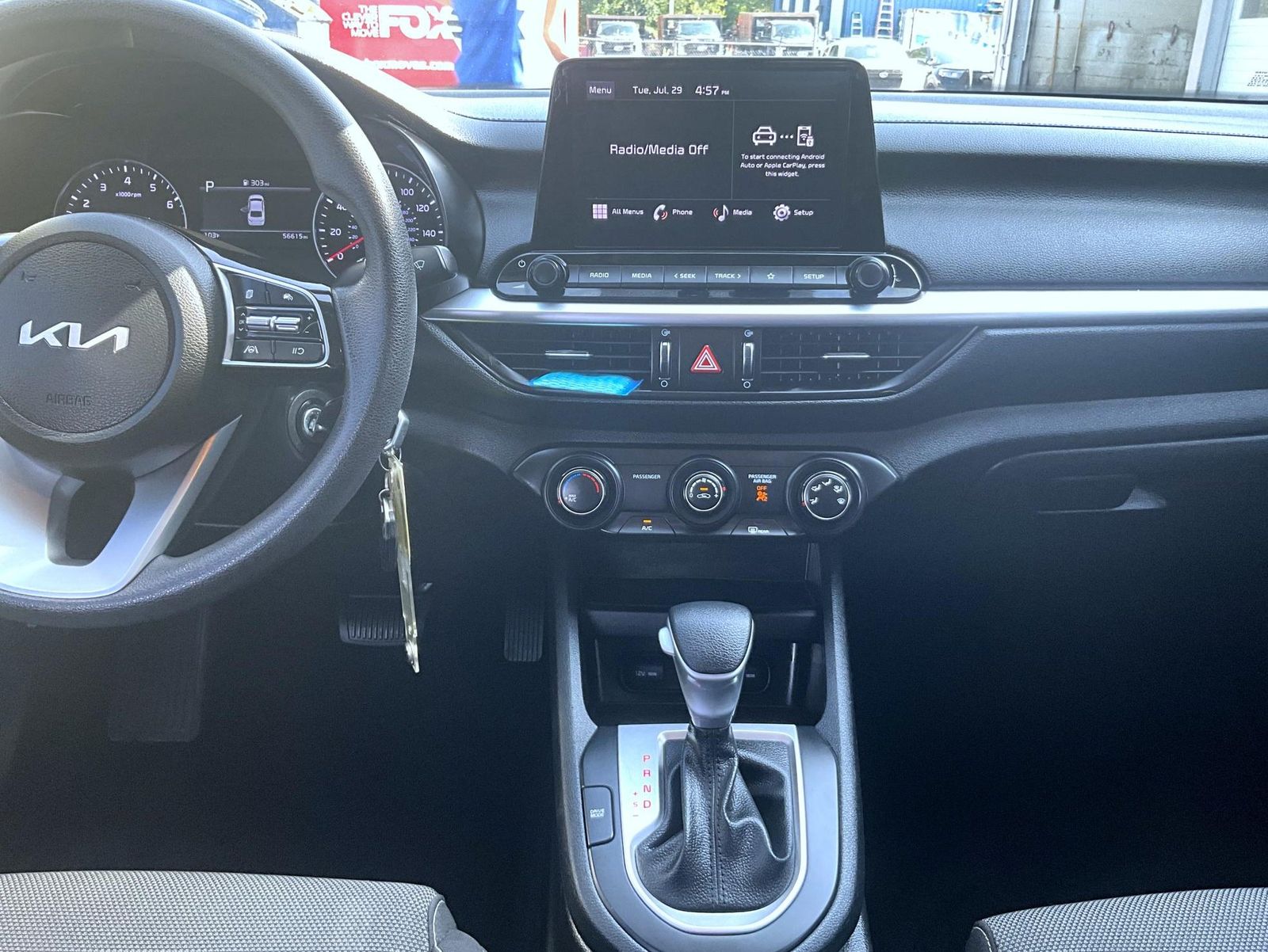 2023 Kia Forte LXS photo 13