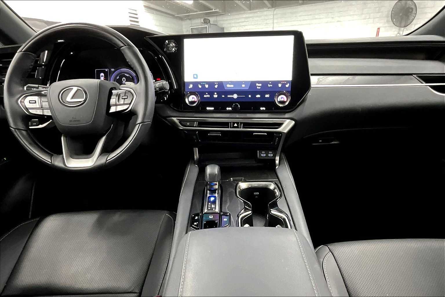 2024 Lexus RX Premium AWD photo 13