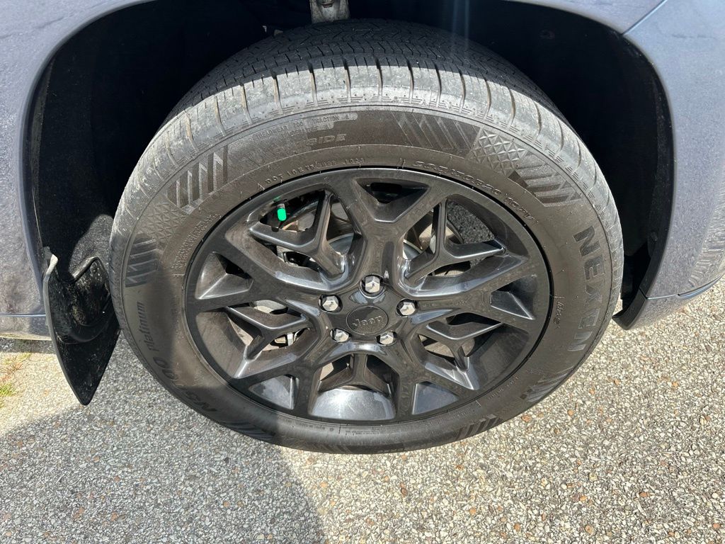 2021 Jeep Grand Cherokee Limited X photo 8