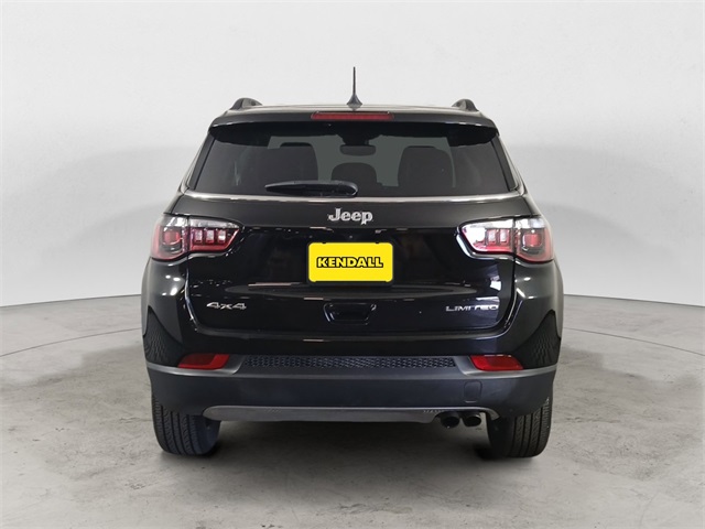 2022 Jeep Compass Limited photo 3