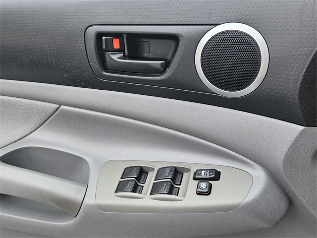 2009 Toyota Tacoma PreRunner photo 28