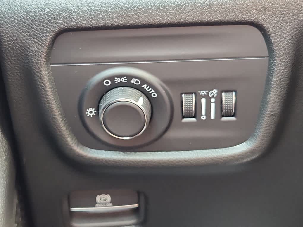 2024 Jeep Grand Cherokee Laredo X photo 19