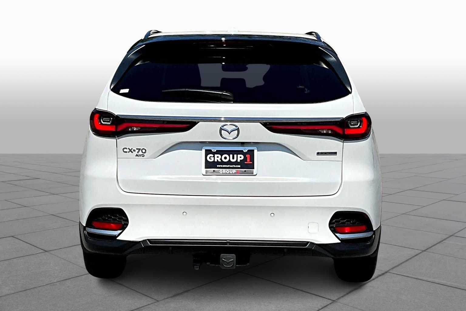 2025 Mazda CX-70 Premium photo 4