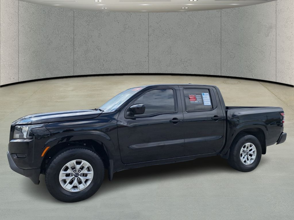 2024 Nissan Frontier SV's photo