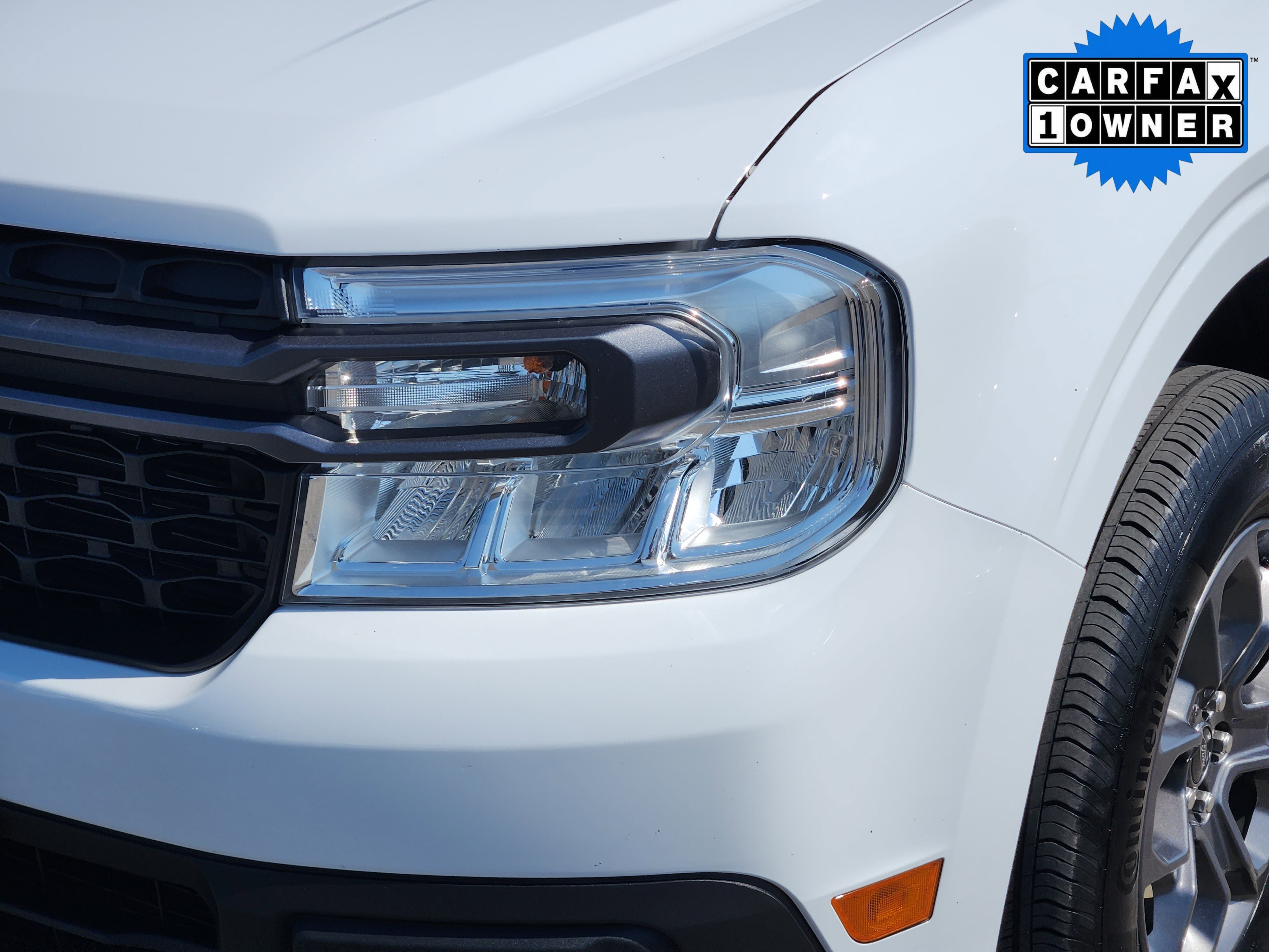 2024 Ford Maverick XLT photo 2