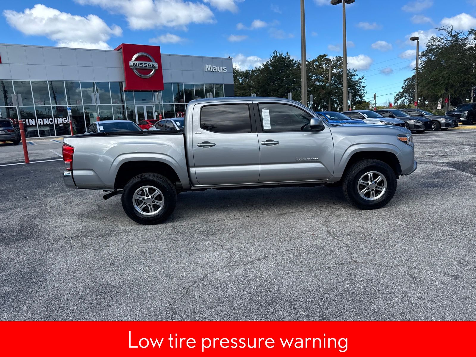 2016 Toyota Tacoma SR5 photo 4