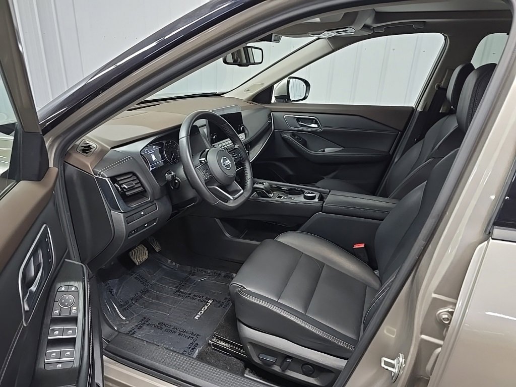 2021 Nissan Rogue SL photo 29